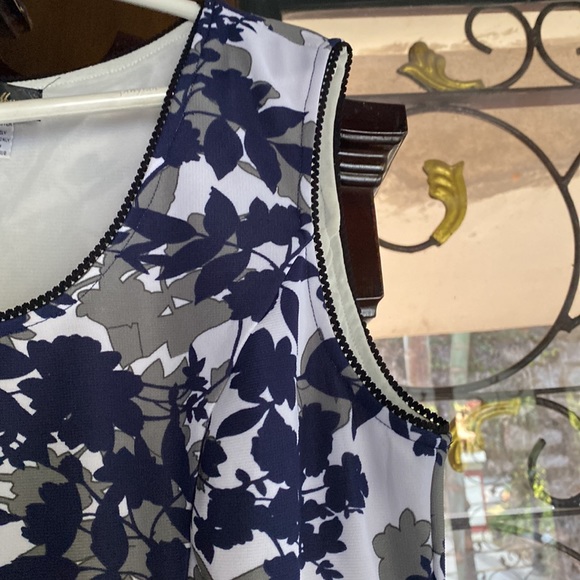 Navy blue and white printed A-line dress(Imported) - Picture 6 of 8